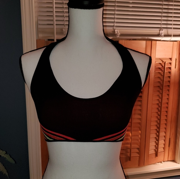 🌸Free People Spread The Light Halter Workout Bra - Picture 3 of 5